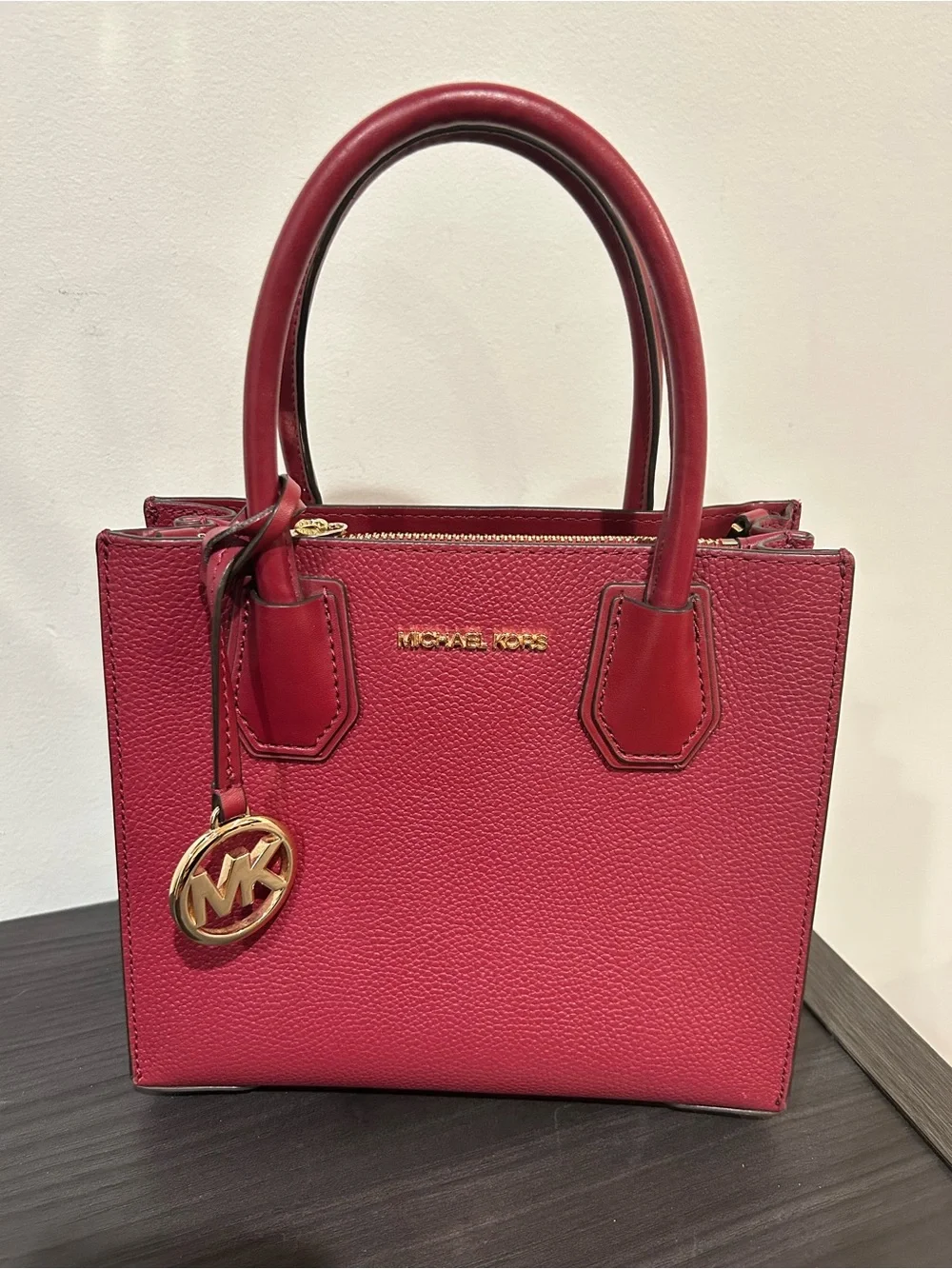 Michael Kors Mercer Medium Pebbled Leather Crossbody Bag EUC